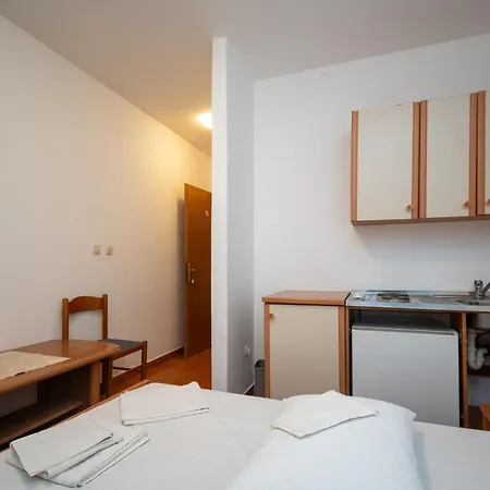Apartman By The Sea Razanac, Zadar - 5766 Ražanac