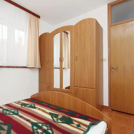 Apartman By The Sea Razanac, Zadar - 5766 *
